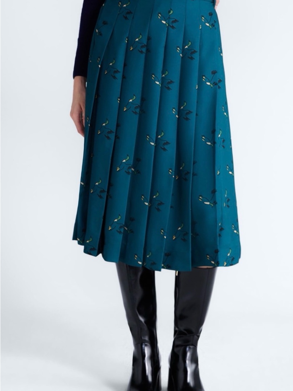 Free Assembly Women’s Pleated Tab Waist Midi Skirt